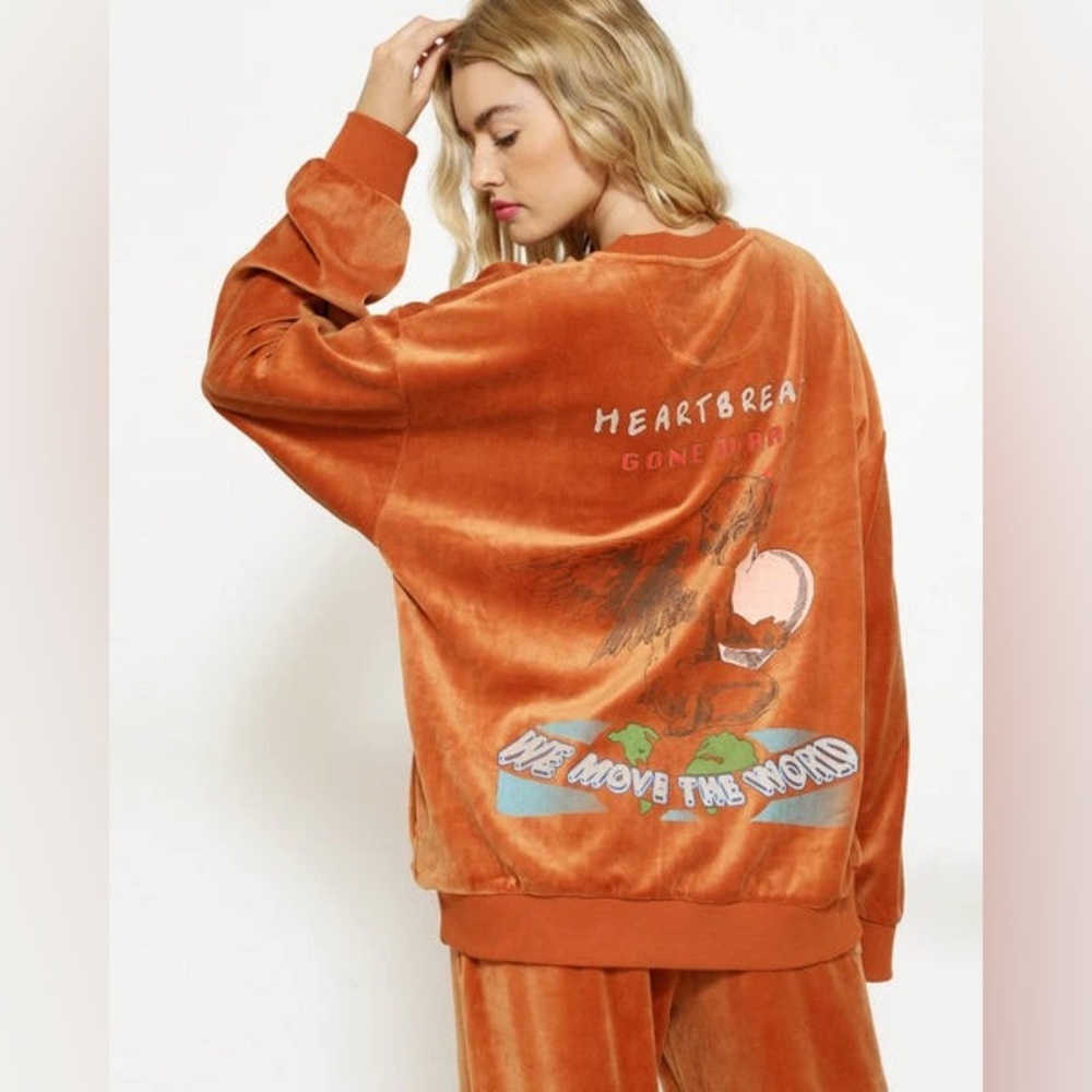 Boys Lie Gone Viral Velour Crewneck “Cinnamon” - Picture 1 of 7